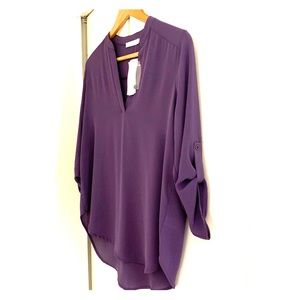 Beautiful purple long-sleeve blouse (NWT)